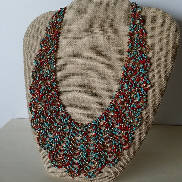Handbeaded necklace - Picture 2 of 6
